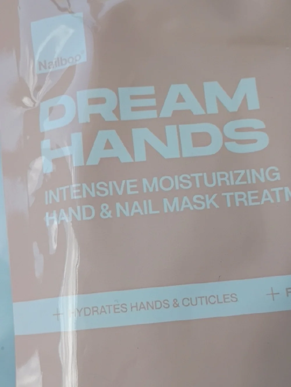Nailboo DREAM HANDS Intensive Moisturizing Hand & Nail Mask - Self Care Set of 2 - Picture 4 of 9
